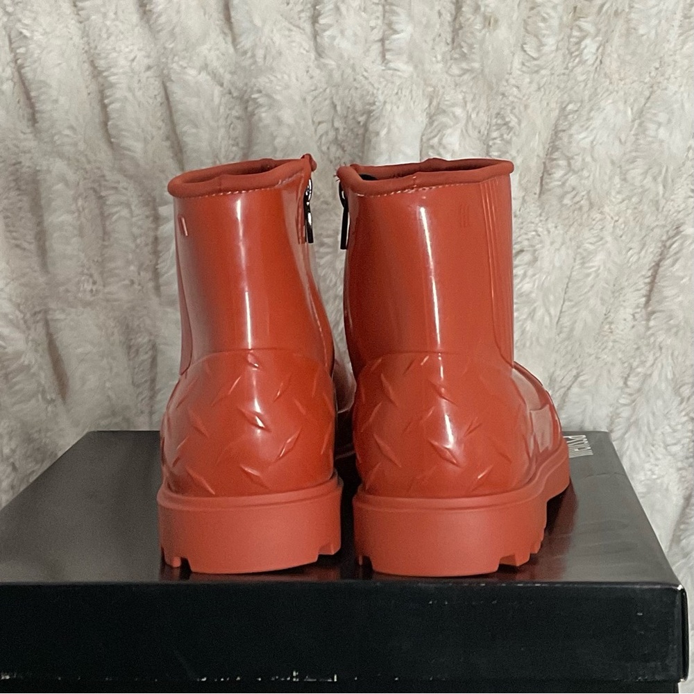 Melissa Fusi Boots - Picture 3 of 4